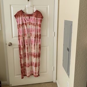 Universal Thread Large Tied Dye Dress splits in each side at bottom